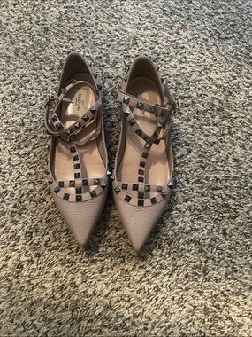 Valentino Garavani Taupe Rockstud T-Strap Pointed Flats